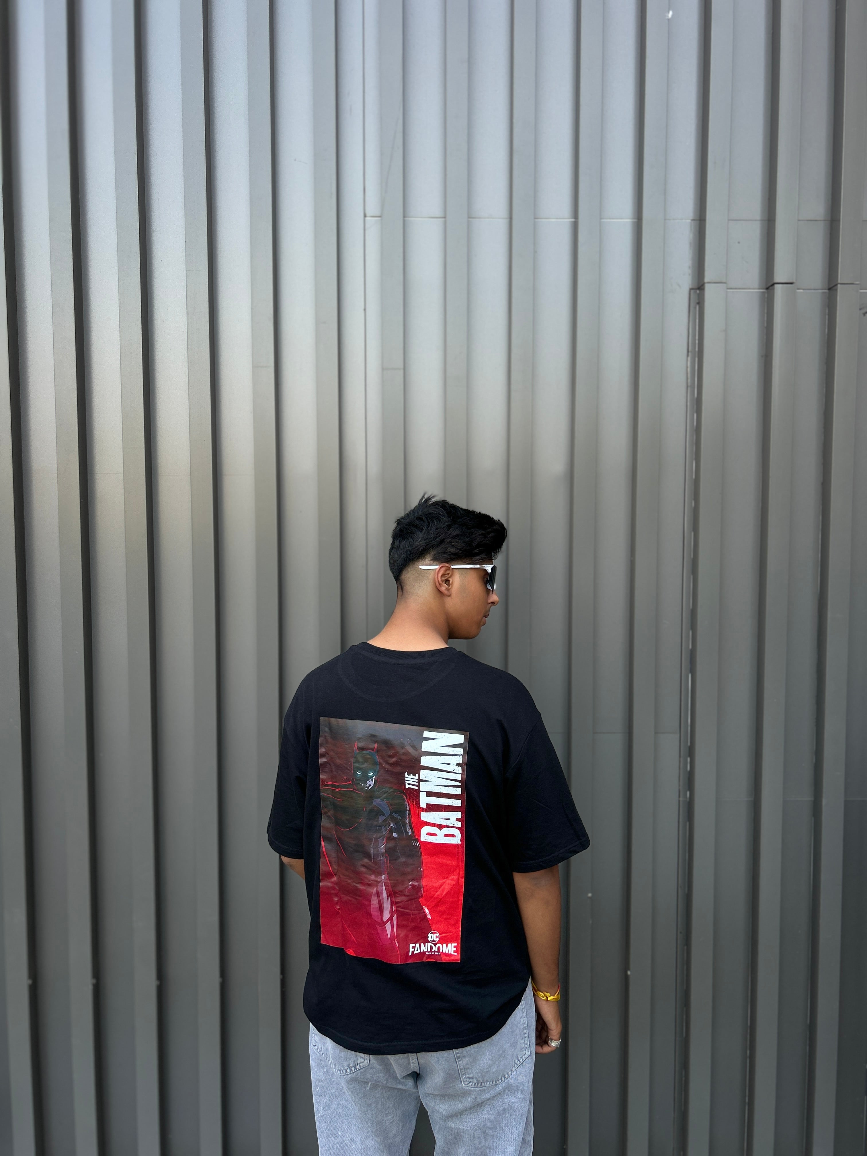 Dark Knight Oversized Tee Thread Shade