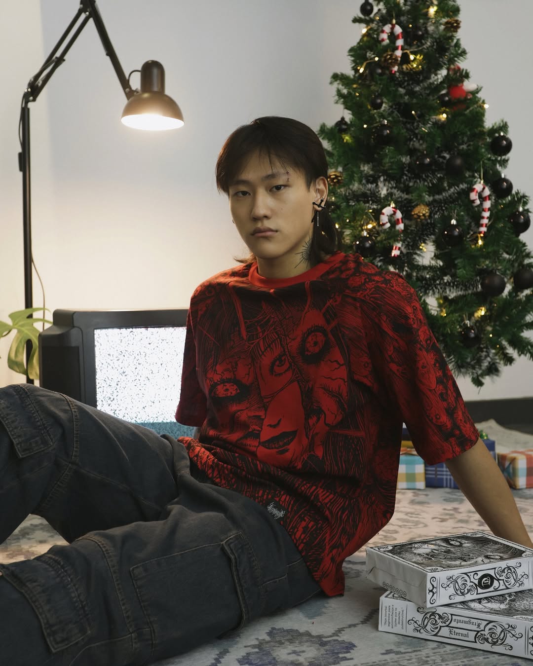 Crimson Apparition | Thread Shade