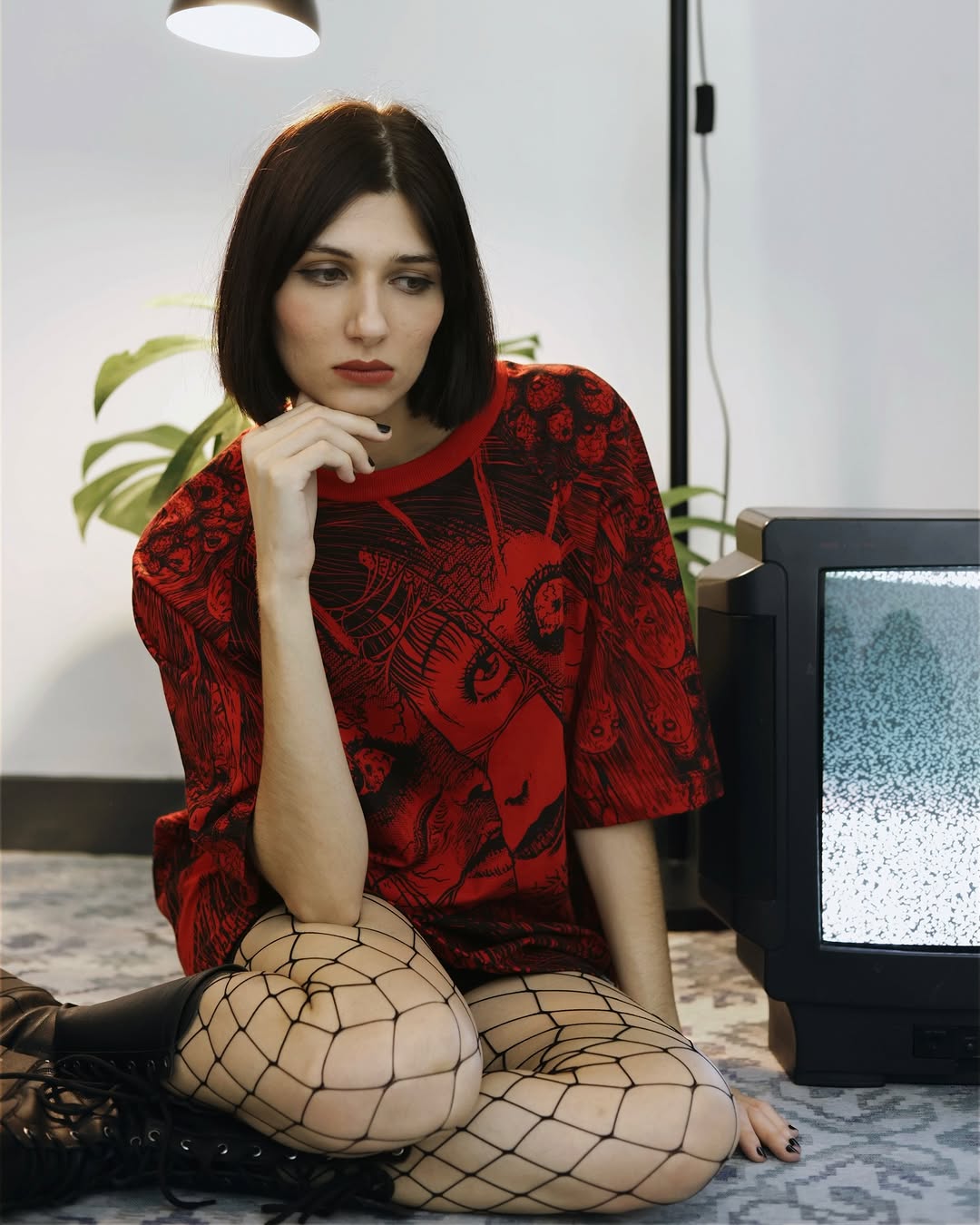 Crimson Apparition | Thread Shade