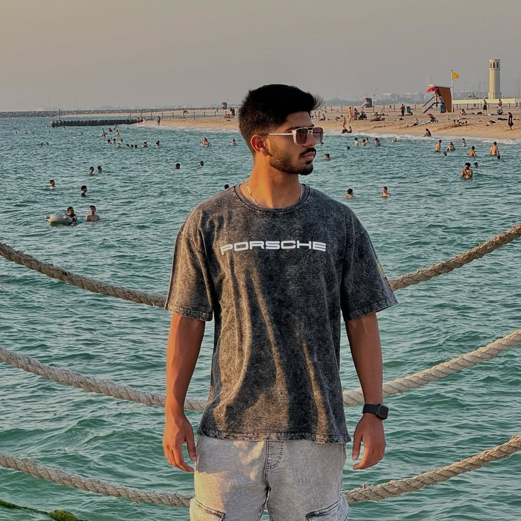 OVERSIZED PORSCHE 911 ACID WASH T-SHIRT | THREADSAHDE